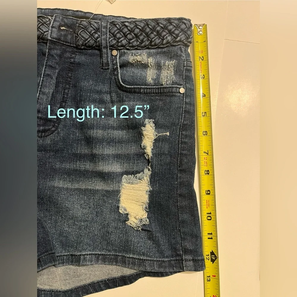 Francesca’s Harper High Rise Jean Shorts - Picture 6 of 10
